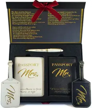 DELUXY Mr & Mrs Luggage Tags & Passport Holder Set